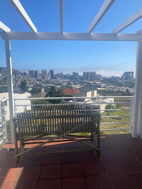 To Let 1 Bedroom Property for Rent in Vredehoek Western Cape